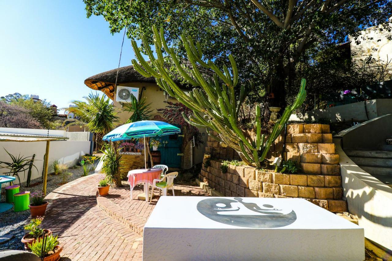 John-Lou'S One-Bedroom Apartment Windhoek Exteriér fotografie